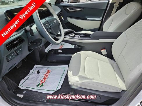 New 2025 Kia EV6 Wind image 5