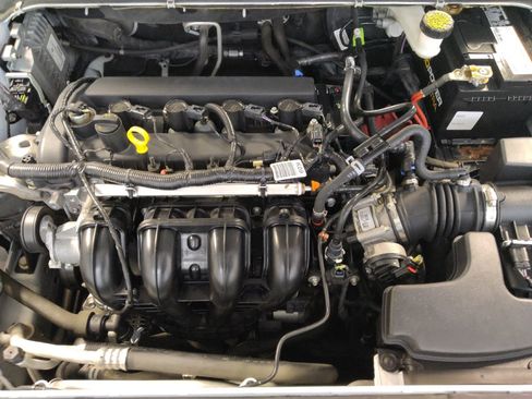 Used 2019 Ford Fusion SE FWD image 30