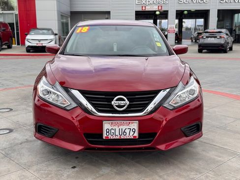 Used 2018 Nissan Altima 2.5 S w/ S Convenience Package image 3