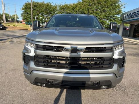 Used 2023 Chevrolet Silverado 1500 RST w/ Max Trailering Package AWD/4WD image 9
