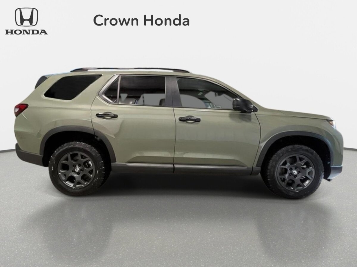 New 2026 Honda Pilot TrailSport image 8