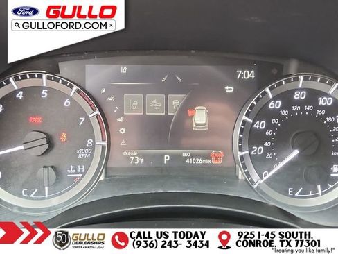 Used 2024 Toyota Highlander XLE AWD/4WD image 24