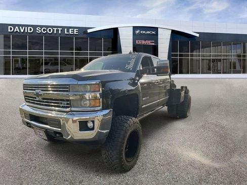Used 2015 Chevrolet Silverado 3500 LTZ w/ Duramax Plus Package AWD/4WD image 2
