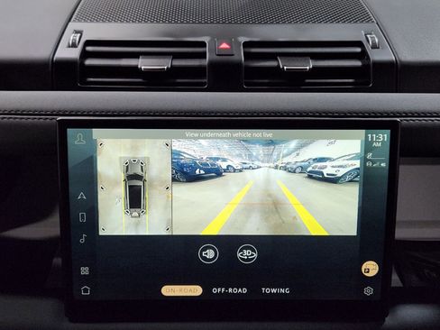 Used 2024 Land Rover Defender 130 S image 37