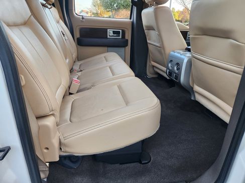 Used 2014 Ford F150 Lariat w/ Equipment Group 502A Luxury image 17