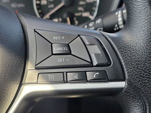 Used 2023 Nissan Altima 2.5 SV image 10