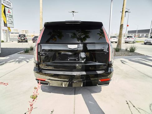 Used 2021 Cadillac Escalade ESV Sport Platinum w/ LPO, ONYX Package AWD/4WD image 7