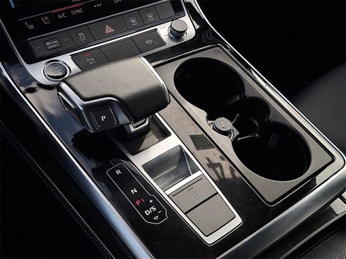 Certified 2024 Audi Q8 Premium Plus image 14