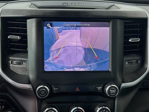 Used 2019 RAM 1500 Big Horn image 14