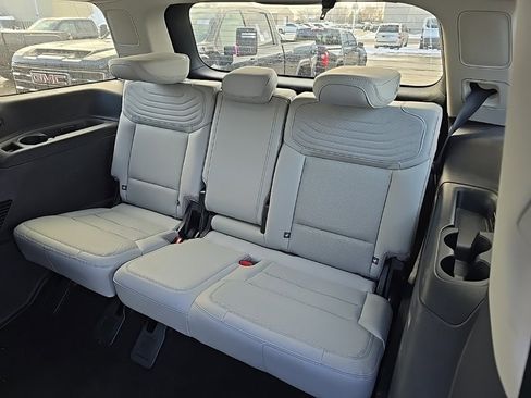 Used 2025 Ford Expedition Platinum w/ Platinum Ultimate Package image 16