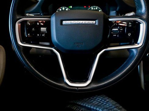 Used 2022 Land Rover Discovery Sport SE R-Dynamic image 33