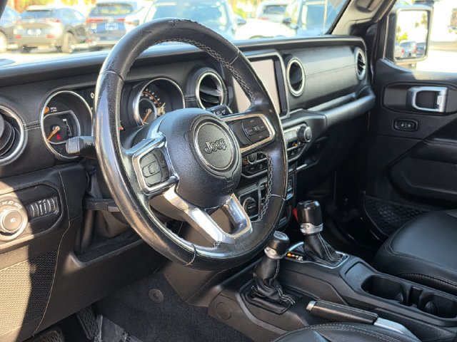 Used 2021 Jeep Wrangler Unlimited Sahara AWD/4WD image 13