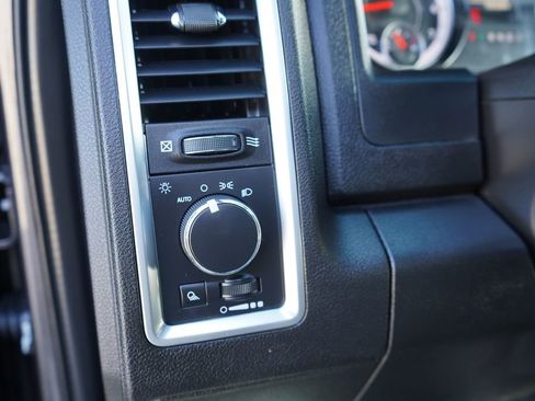 Used 2024 RAM 1500 Classic Warlock image 27