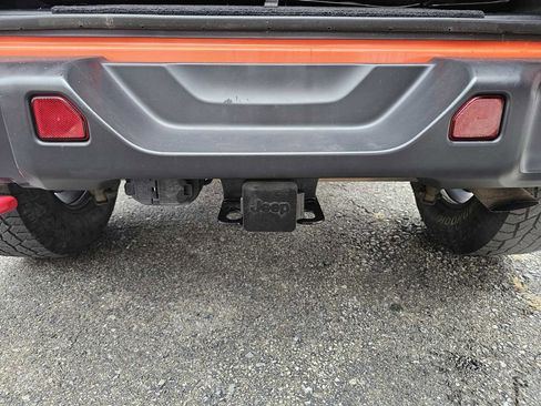 Used 2019 Jeep Wrangler Unlimited Rubicon image 25