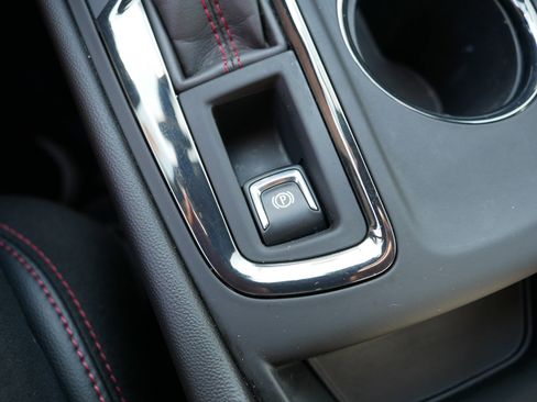 Used 2022 Chevrolet Equinox RS w/ RS Leather Package image 31