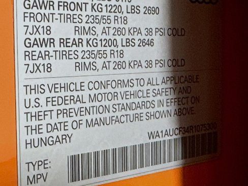 Used 2024 Audi Q3 2.0T Premium w/ Convenience Package AWD/4WD image 24