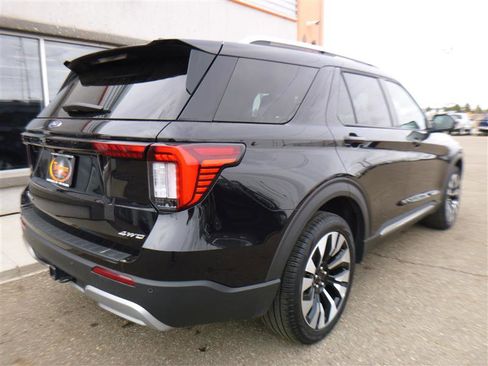 Used 2025 Ford Explorer Platinum w/ LUX Leather Package AWD/4WD image 3