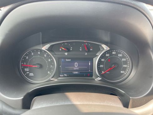 Used 2022 GMC Terrain SLE w/ Driver Convenience Package image 23