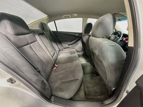 Used 2012 Nissan Altima 2.5 S w/ Value Pkg FWD image 6