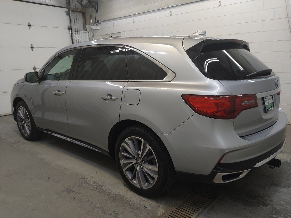 Used 2017 Acura MDX w/ Tech & Entertainment Pkg AWD/4WD image 3