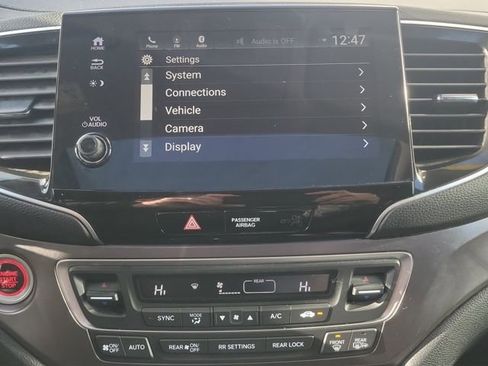 Certified 2021 Honda Pilot Special Edition image 15