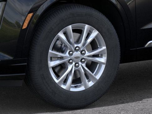 New 2025 Cadillac XT6 Luxury image 9