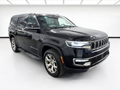 Used 2022 Jeep Wagoneer Series II RWD image 3