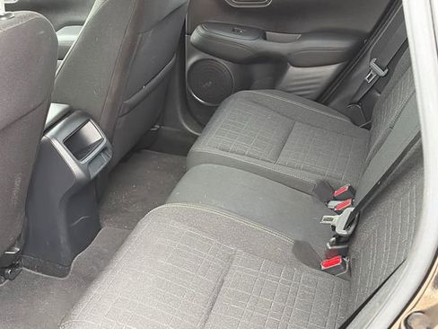 Used 2024 Honda HR-V LX image 12