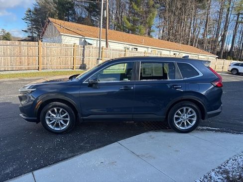 Used 2023 Honda CR-V EX image 4