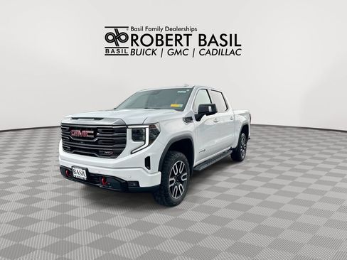 Used 2023 GMC Sierra 1500 AT4 w/ AT4 Premium Package AWD/4WD image 4