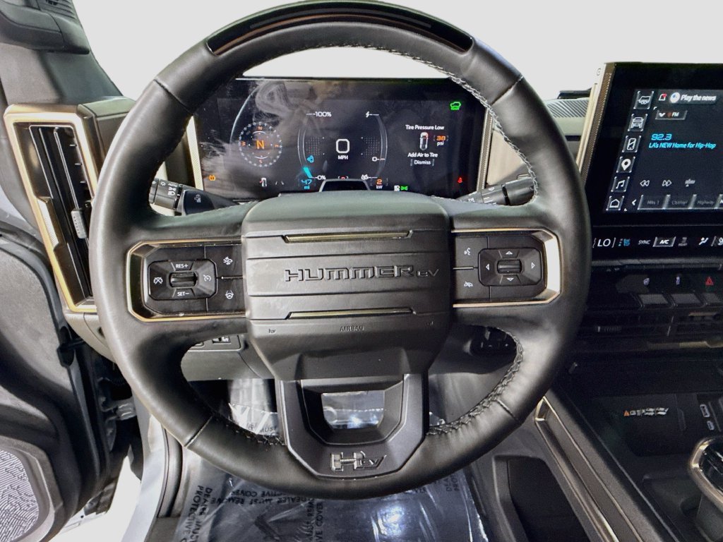 Used 2024 GMC Hummer EV 2X w/ LPO, Illumination Package AWD/4WD image 13