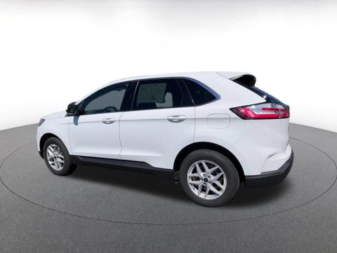 Used 2024 Ford Edge SEL AWD/4WD image 10