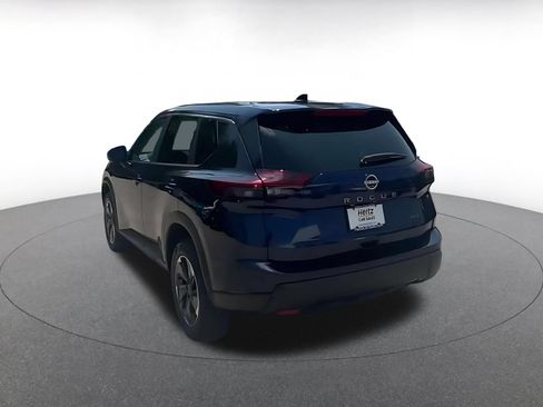 Used 2026 Nissan Rogue SV AWD/4WD image 9