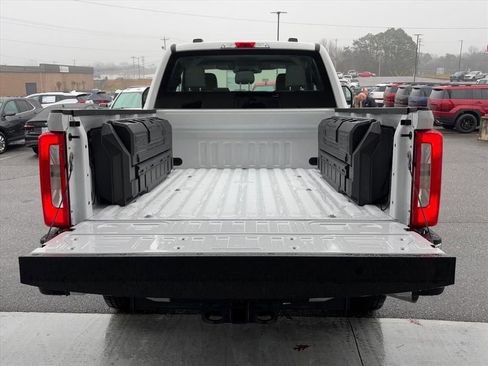 New 2026 Ford F250 XL w/ XL Chrome Package image 3