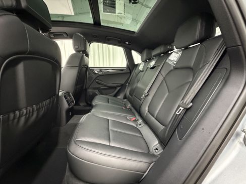 Certified 2026 Porsche Macan AWD/4WD image 20