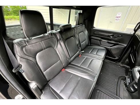 Used 2022 RAM 1500 Limited w/ Body-Colour Bumper Group AWD/4WD image 26