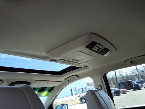 Used 2011 Acura MDX w/ Advance & Entertainment image 15