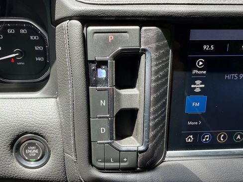 Used 2021 GMC Yukon Denali w/ Denali Premium Package AWD/4WD image 32