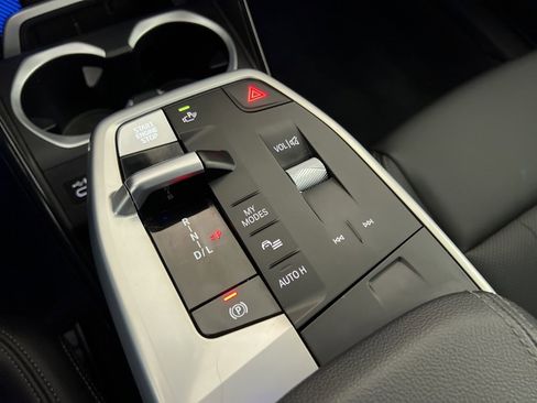 Certified 2023 BMW X1 xDrive28i w/ Convenience Package image 31