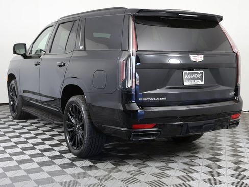 Used 2024 Cadillac Escalade Sport image 6