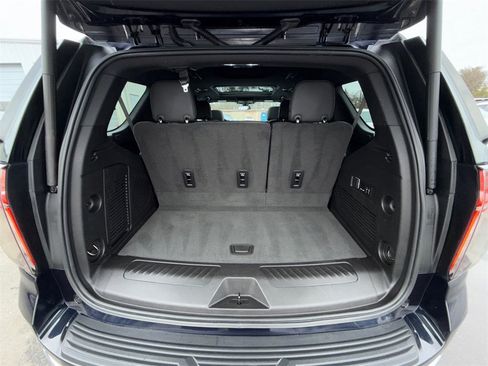 Used 2022 Chevrolet Tahoe LT w/ Luxury Package image 27