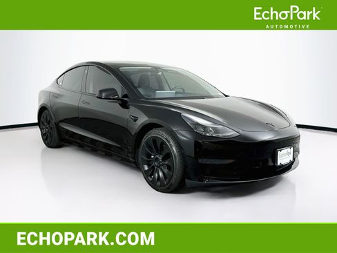 Used 2021 Tesla Model 3 Standard Range Plus RWD image 1
