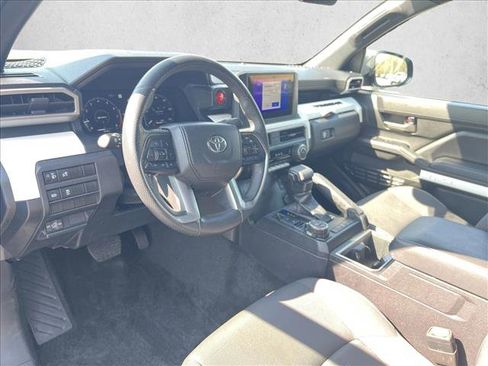 Used 2024 Toyota Tacoma TRD Off-Road AWD/4WD image 9