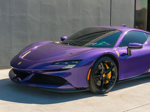 Used 2022 Ferrari SF90 Stradale image 17