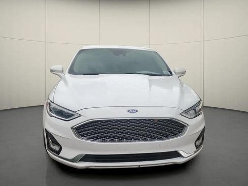 Used 2019 Ford Fusion Titanium FWD image 2