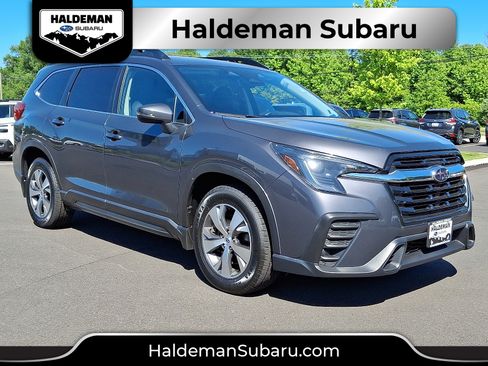 Certified 2023 Subaru Ascent Premium w/ Convenience Package AWD/4WD image 1