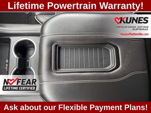 Used 2024 GMC Yukon SLT image 21