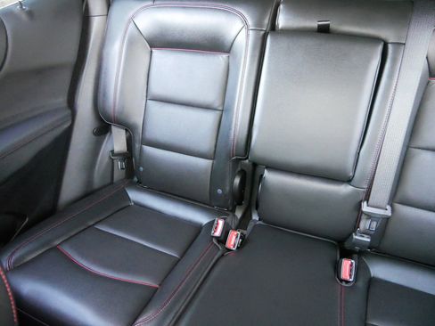 Used 2023 Chevrolet Equinox RS w/ RS Leather Package image 12