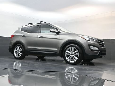 Used 2015 Hyundai Santa Fe Sport 2.0T w/ Option Group 05 FWD image 24