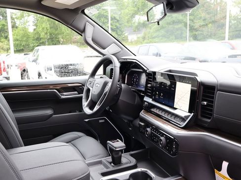 New 2026 Chevrolet Silverado 1500 LT Trail Boss w/ LT Trail Boss Premium Package AWD/4WD image 44